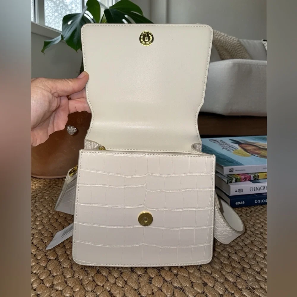 JW Pei Croc Embossed Mini Shoulder Bag Cream Vegan Leather Gold Hardware - Picture 9 of 13